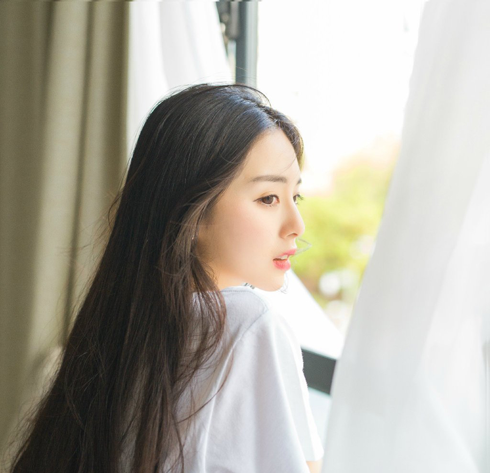 因为我手里有你的丑照，所以你要和我做一辈子朋友。
